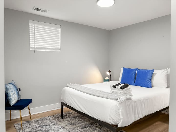 საძინებელი 1