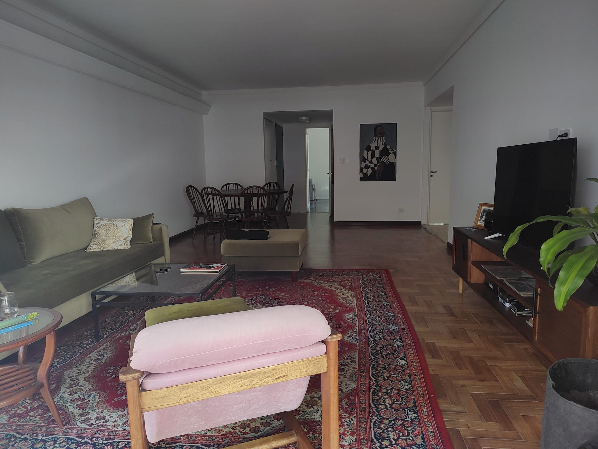 Designer two-bedroom apartment in Belgrano