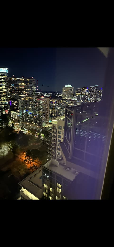 Successful Airbnb property: Atlanta, penthouse in Midtown
