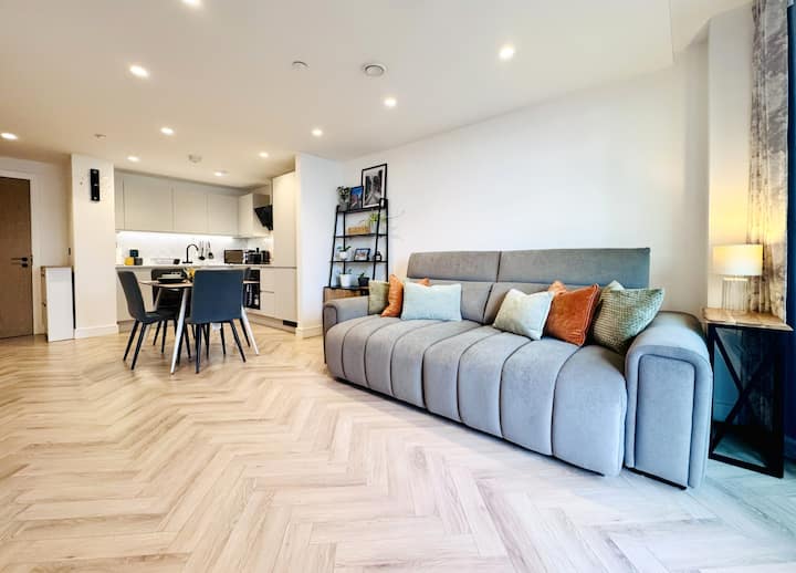 Northern Quarter Modern 1-bed Balcony City Centre - The University of Manchester