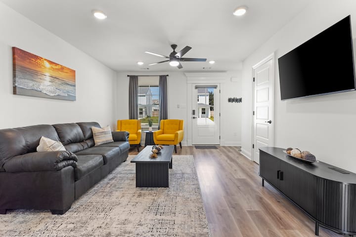 Look No Further - New Modern House Near Beaches - 걸프포트