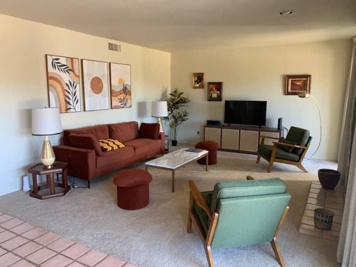 Desert Condo With 70s Flair - Borrego Springs, CA