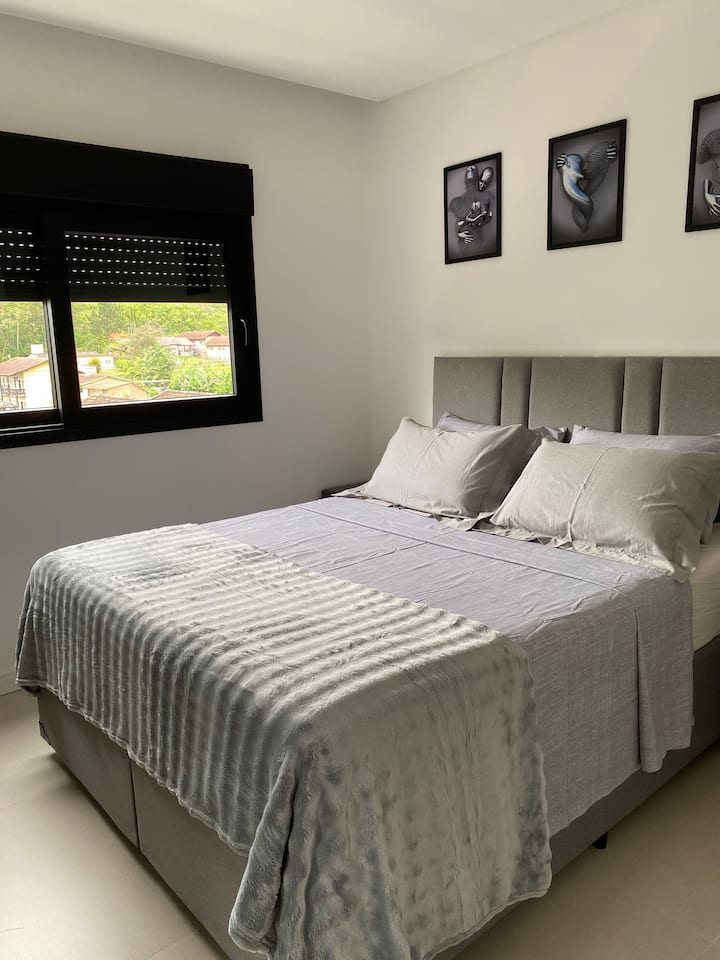 საძინებელი 1