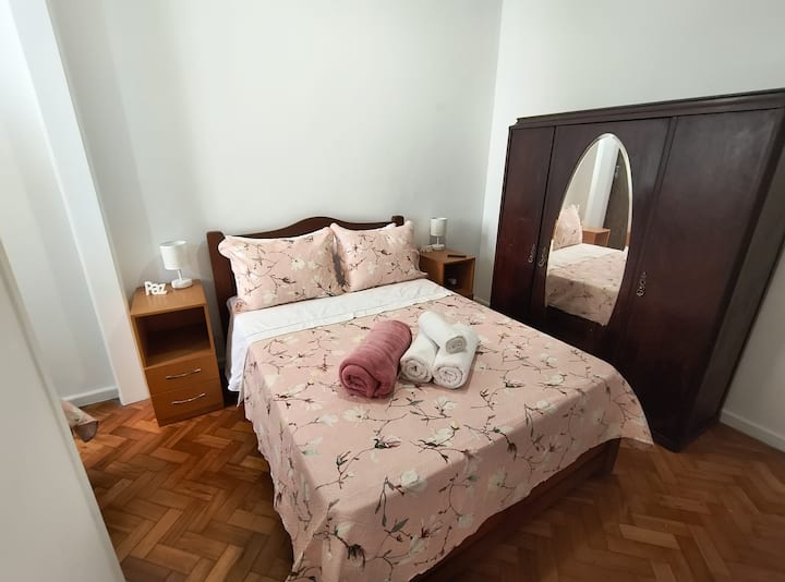 ห้องสวีท | เตียงคู่ | เตียงเดี่ยว Bicama | เครื่องปรับอากาศ