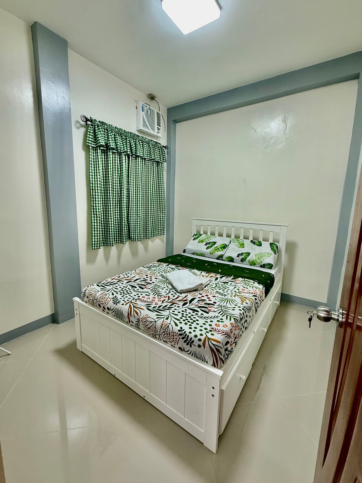 JKO San Carlos Residences Unit B - Apartments for Rent in San Carlos City,  Negros Island Region, Philippines - Airbnb