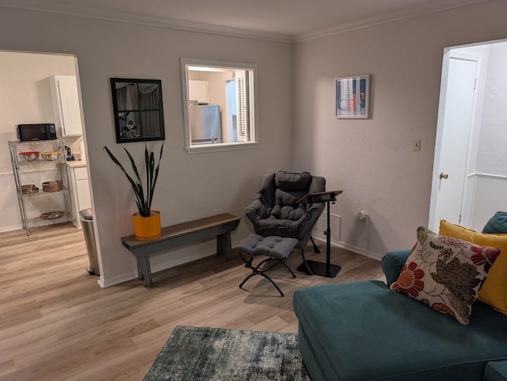 Lawton, Eastside! Pet Friendly! - Lawton, OK