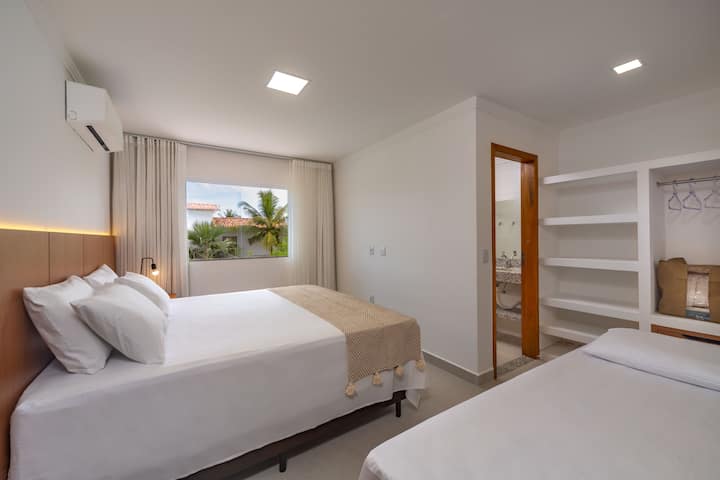 Kingsize bed, eenpersoonsbed, lakens en handdoeken, airconditioning