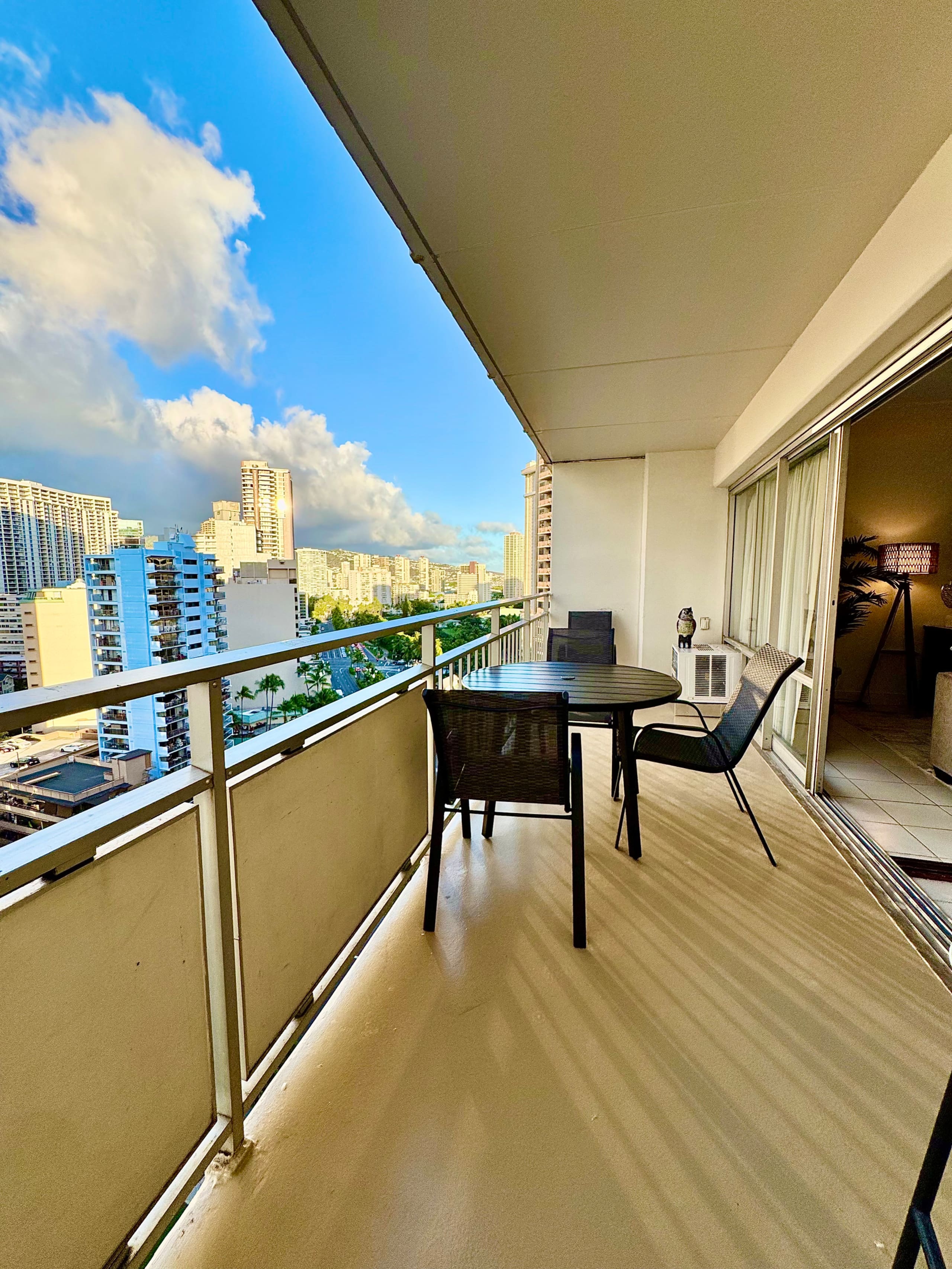 Condo in Honolulu · ★5.0 · 1 bedroom · 3 beds · 1 bath - Image 40