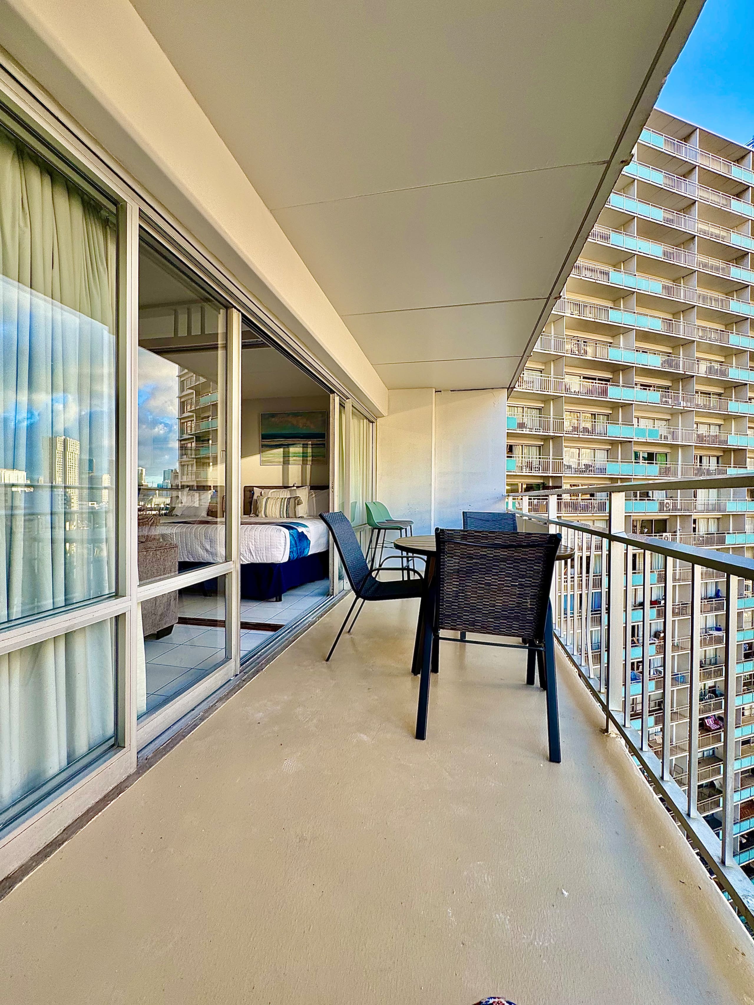 Condo in Honolulu · ★5.0 · 1 bedroom · 3 beds · 1 bath - Image 42