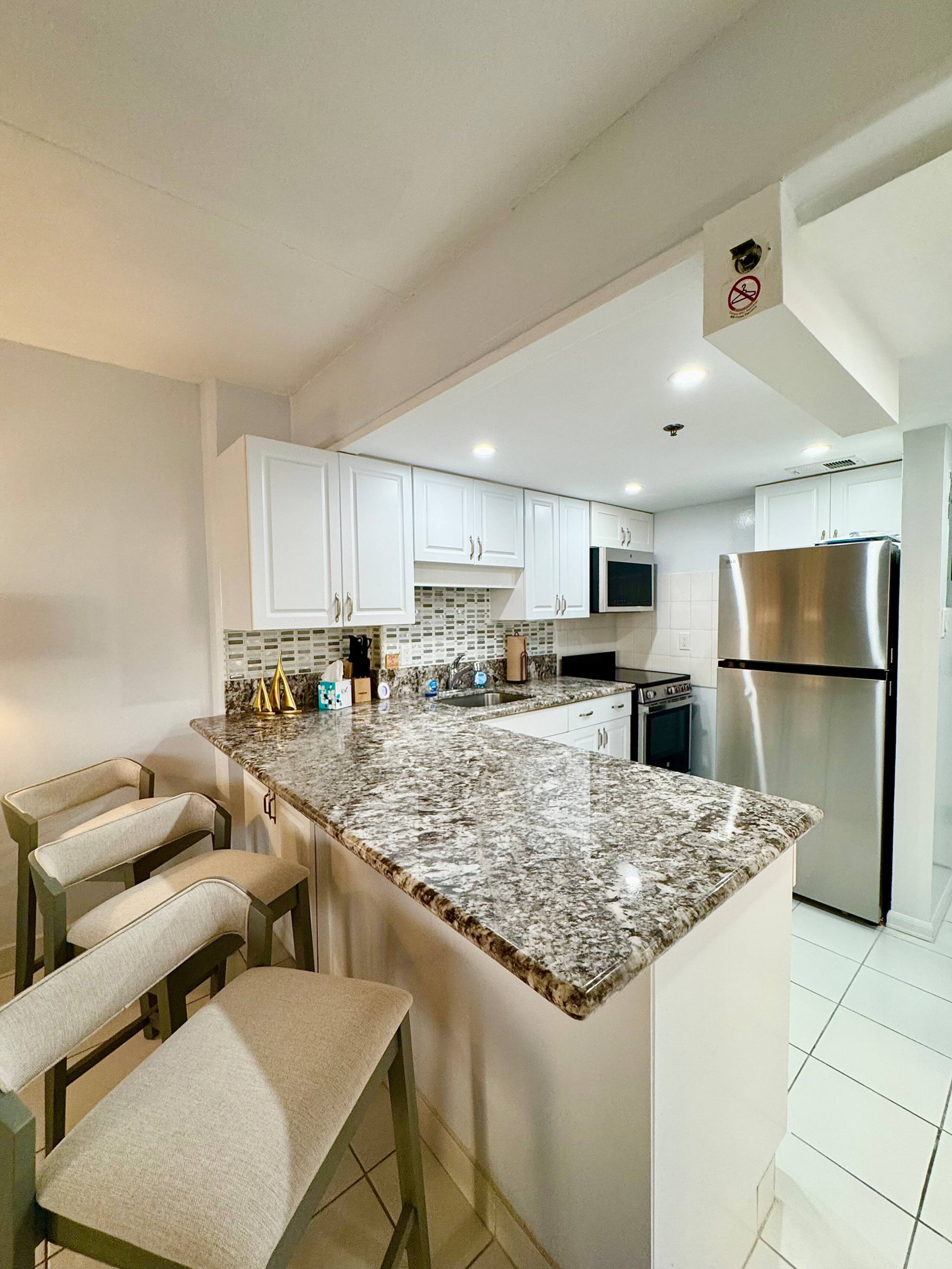 Condo in Honolulu · ★5.0 · 1 bedroom · 3 beds · 1 bath - Image 59