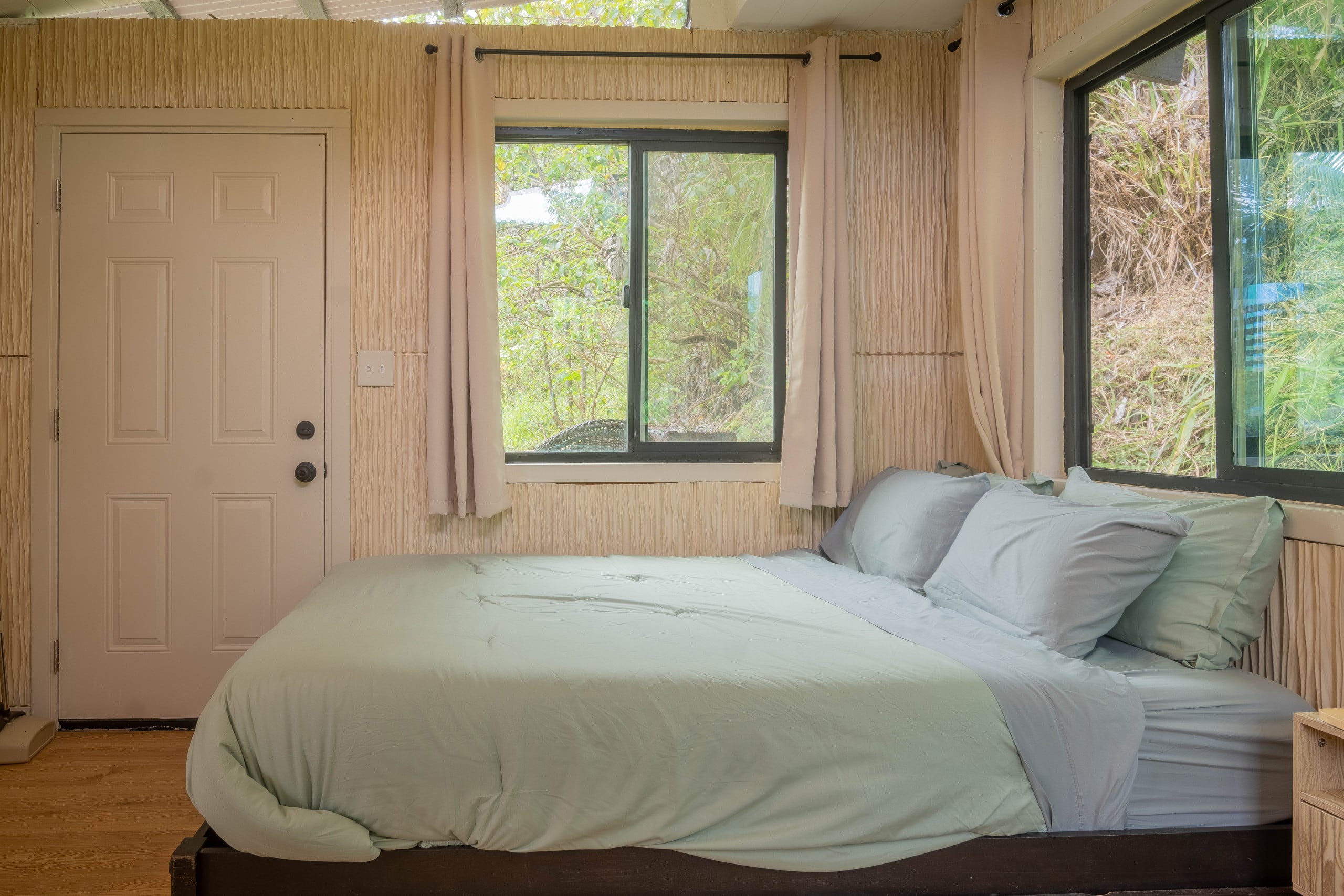 Cabin in Pahoa · ★4.89 · 1 bedroom · 1 bed · 1 private bath - Image 8
