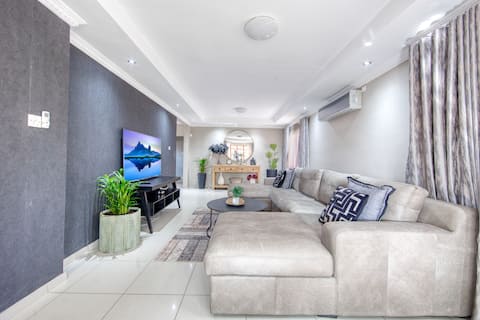 White Rose Villa – Relaxed Luxury, Private Pool
