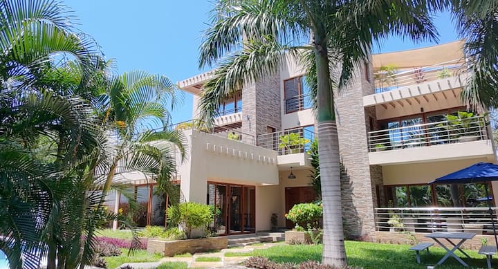 5-Bedroom Luxury Villa with Pool, Near Diani Beach