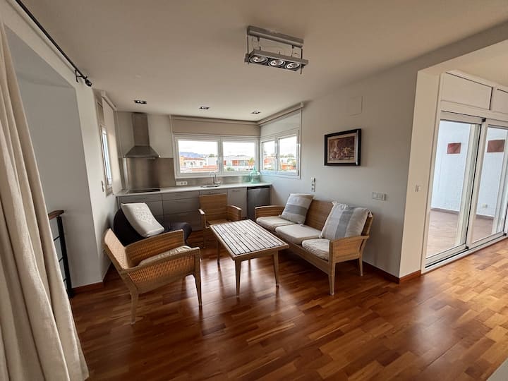 Grande Villa De Luxe Sur Les Canaux - Empuriabrava