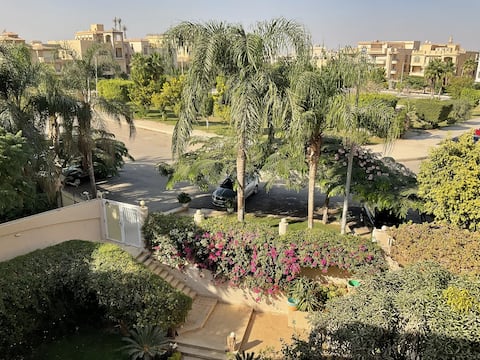Quiet modern cocoon in the best Cairo suburb- 3BR
