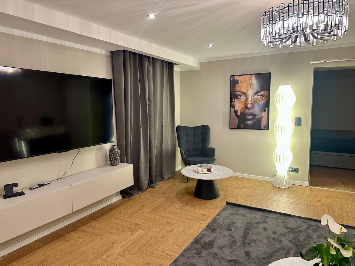 Top performing Airbnb: Comfortable large modern apartment in Tiergarten