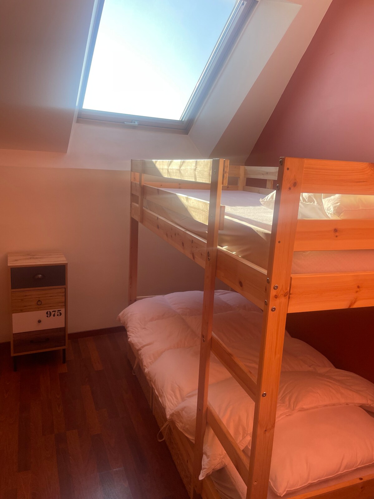 غرفة النوم 2