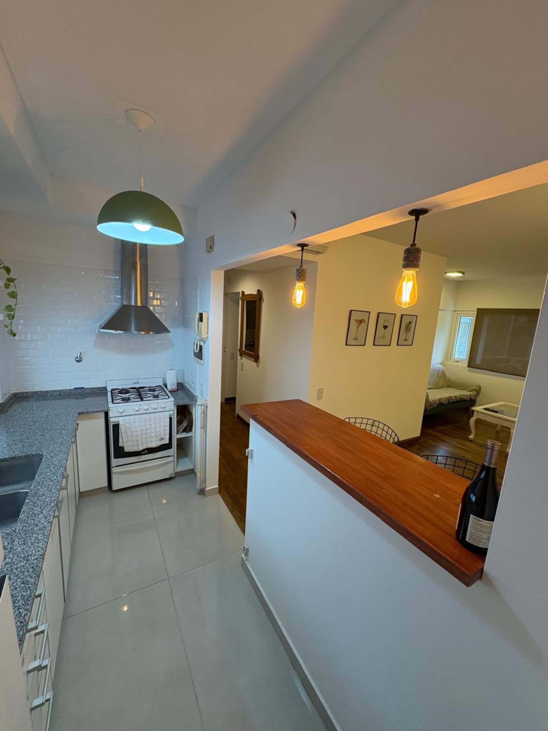 Two-room apartment with balcony in Colegiales