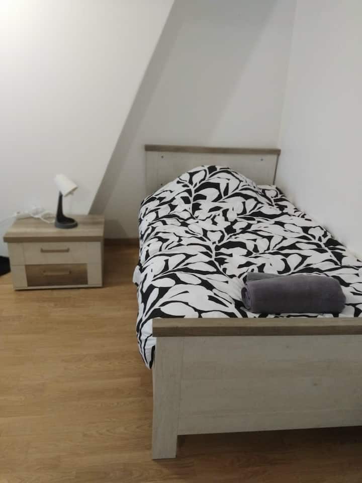 Spavaća soba 1