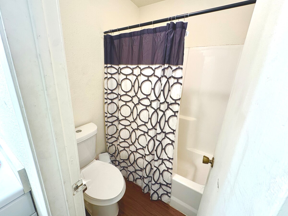 Beautiful apartment, excellent location 2Full beds