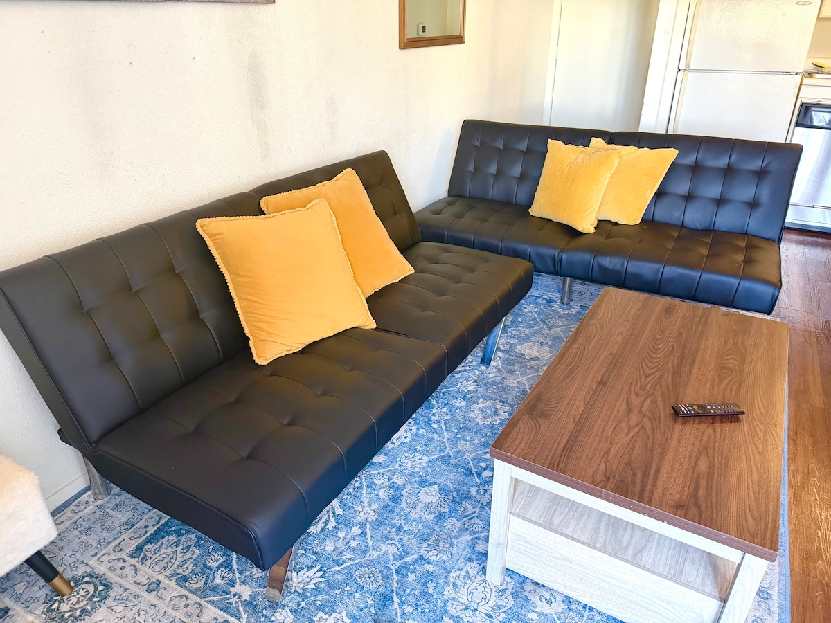 Beautiful apartment, excellent location 2Full beds