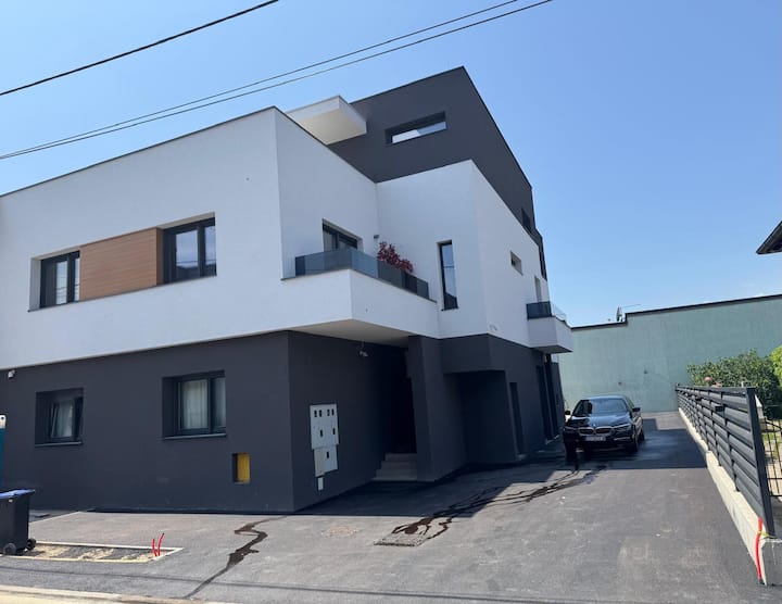 Urban West S-1 - Zagreb