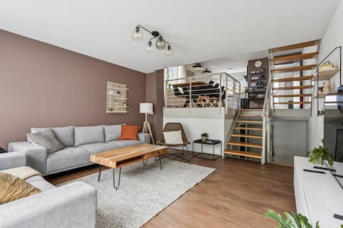 Charming townhouse, parking, garden