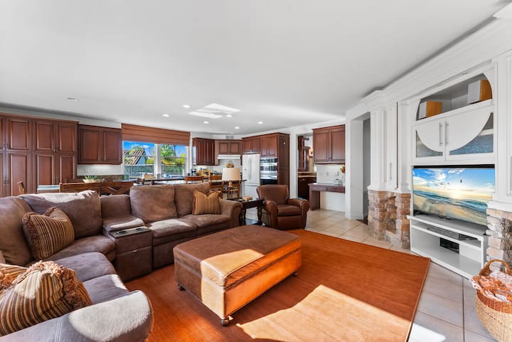 Carmel Valley Villa By Coastline Vacation Rentals - Del Mar, CA