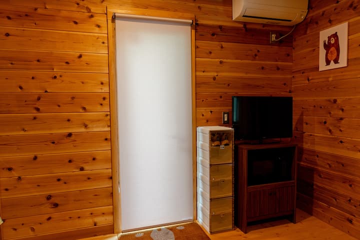 Azumino Bear's Inn: Private Space In Log Cabin - Matsumoto