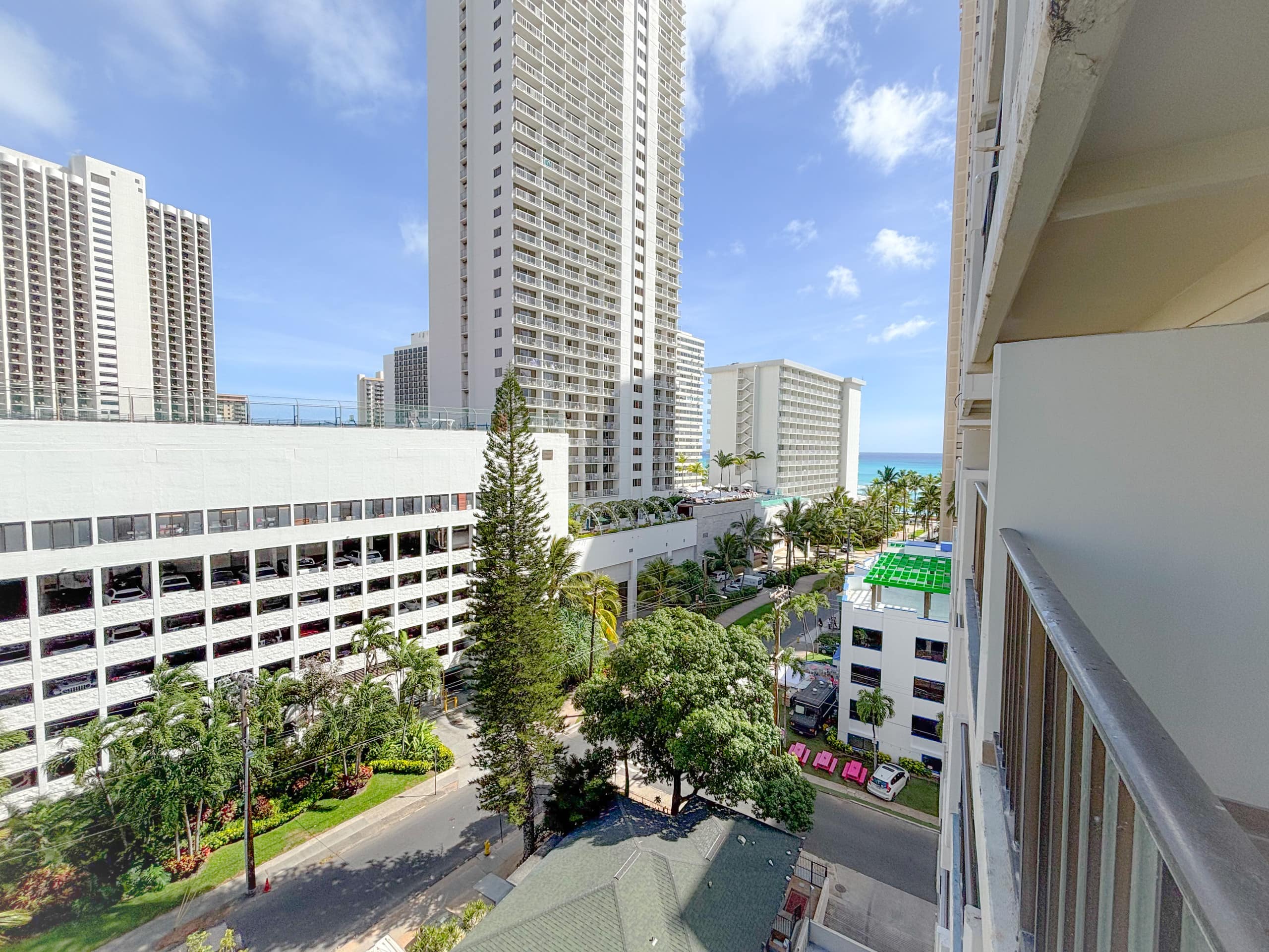 Walk to Beach Kuhio Village w Parking - Image 24