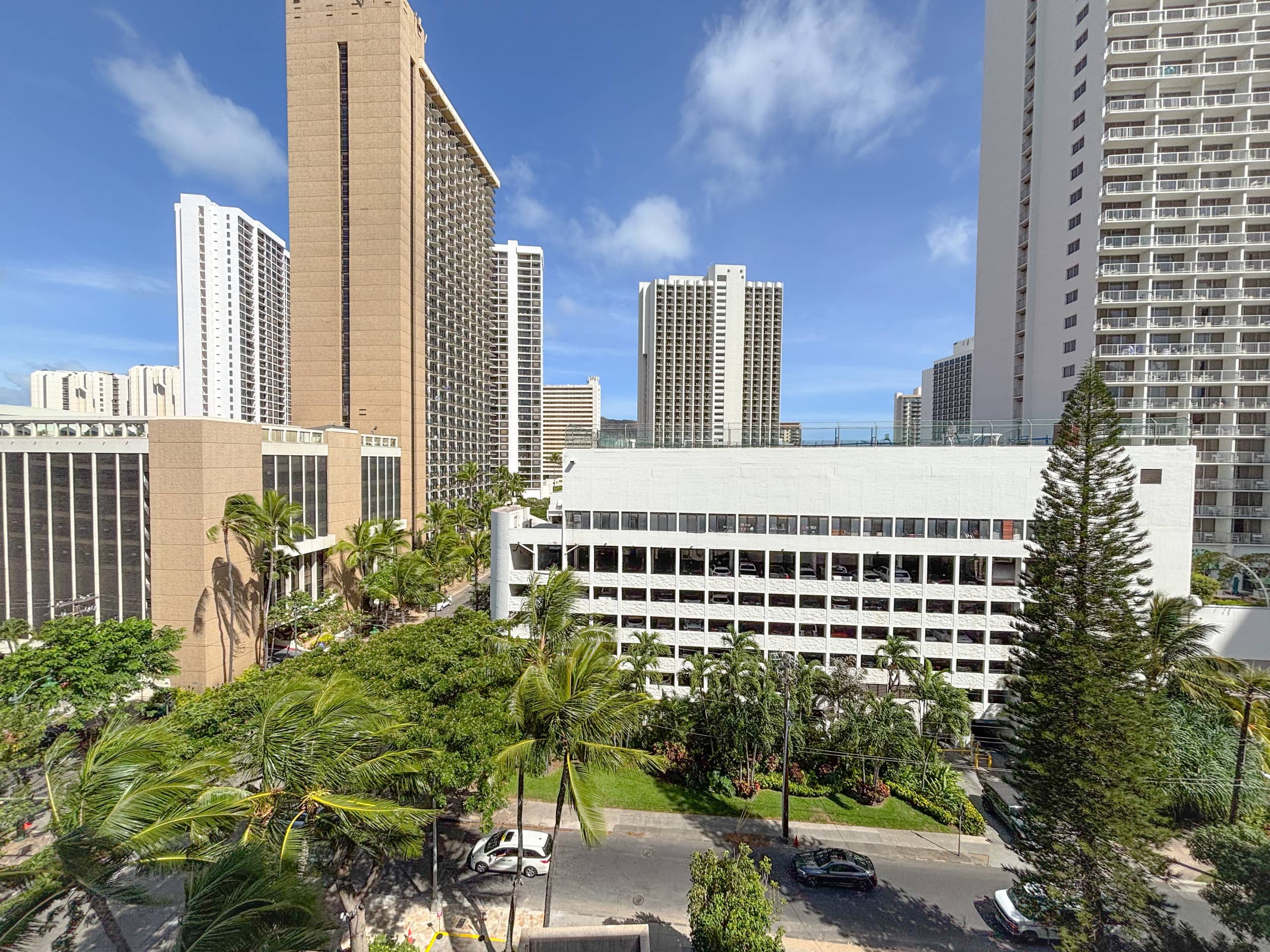 Walk to Beach Kuhio Village w Parking - Image 28