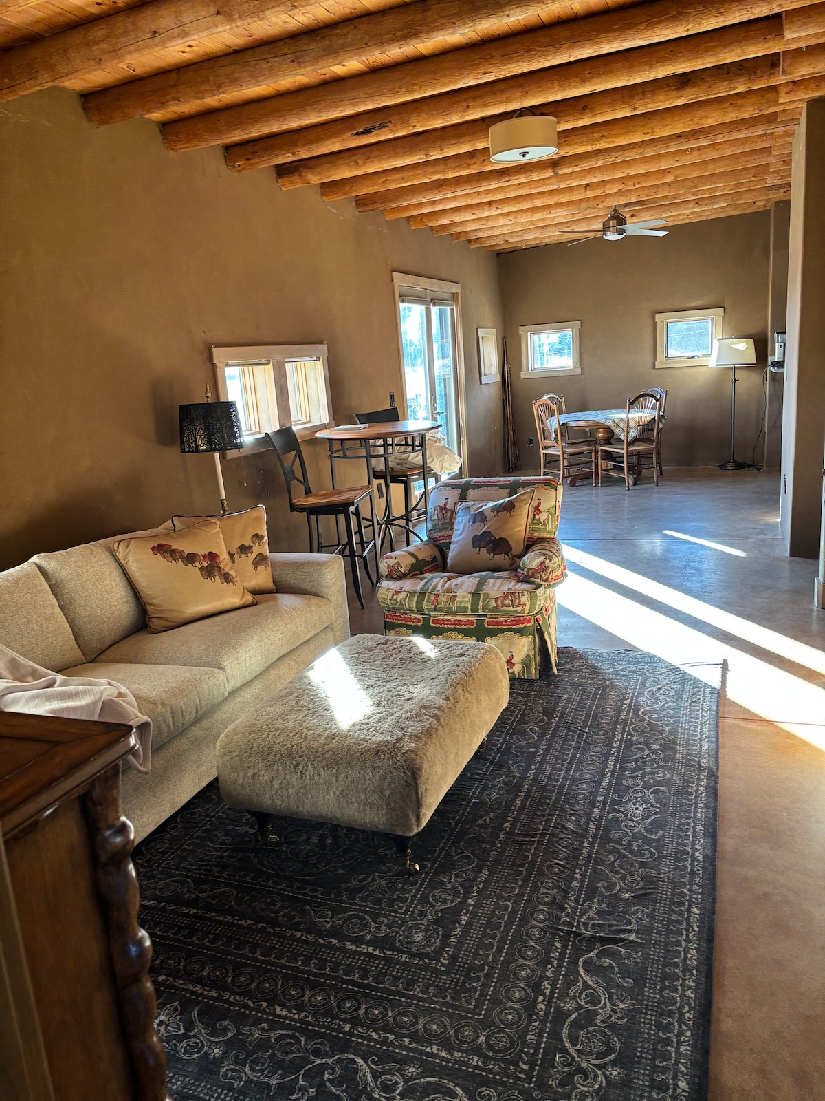 მისაღები სივრცე