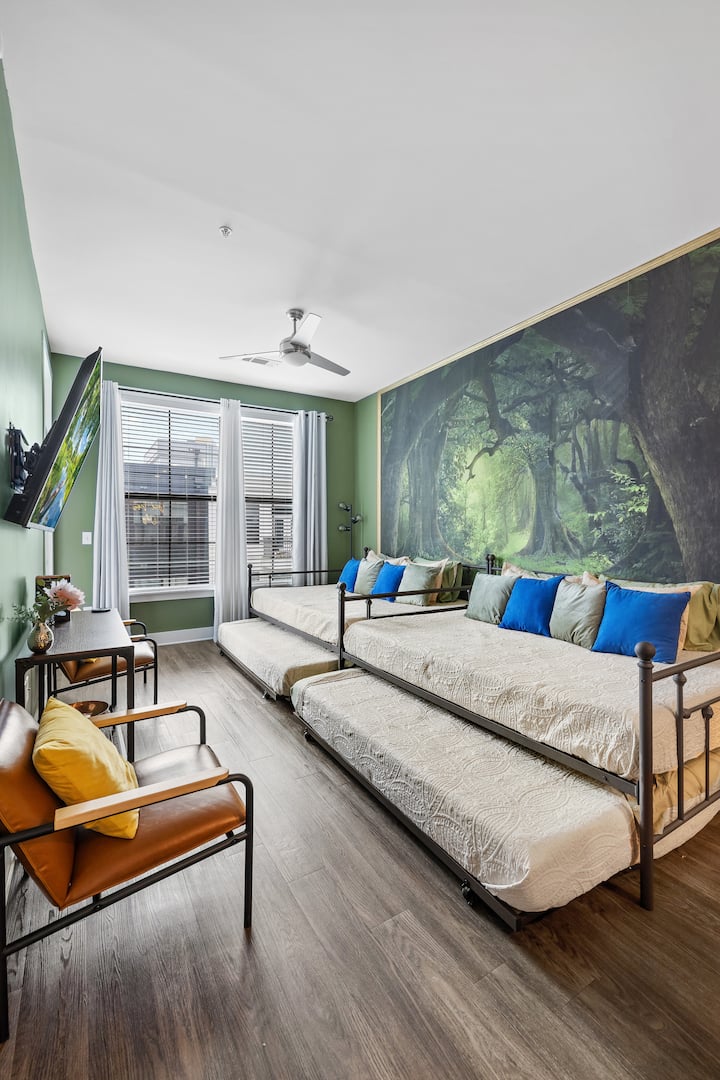 Downtown|walk To Broadway|sleep 6| Rooftop & Pool - Nissan Stadium Nashville