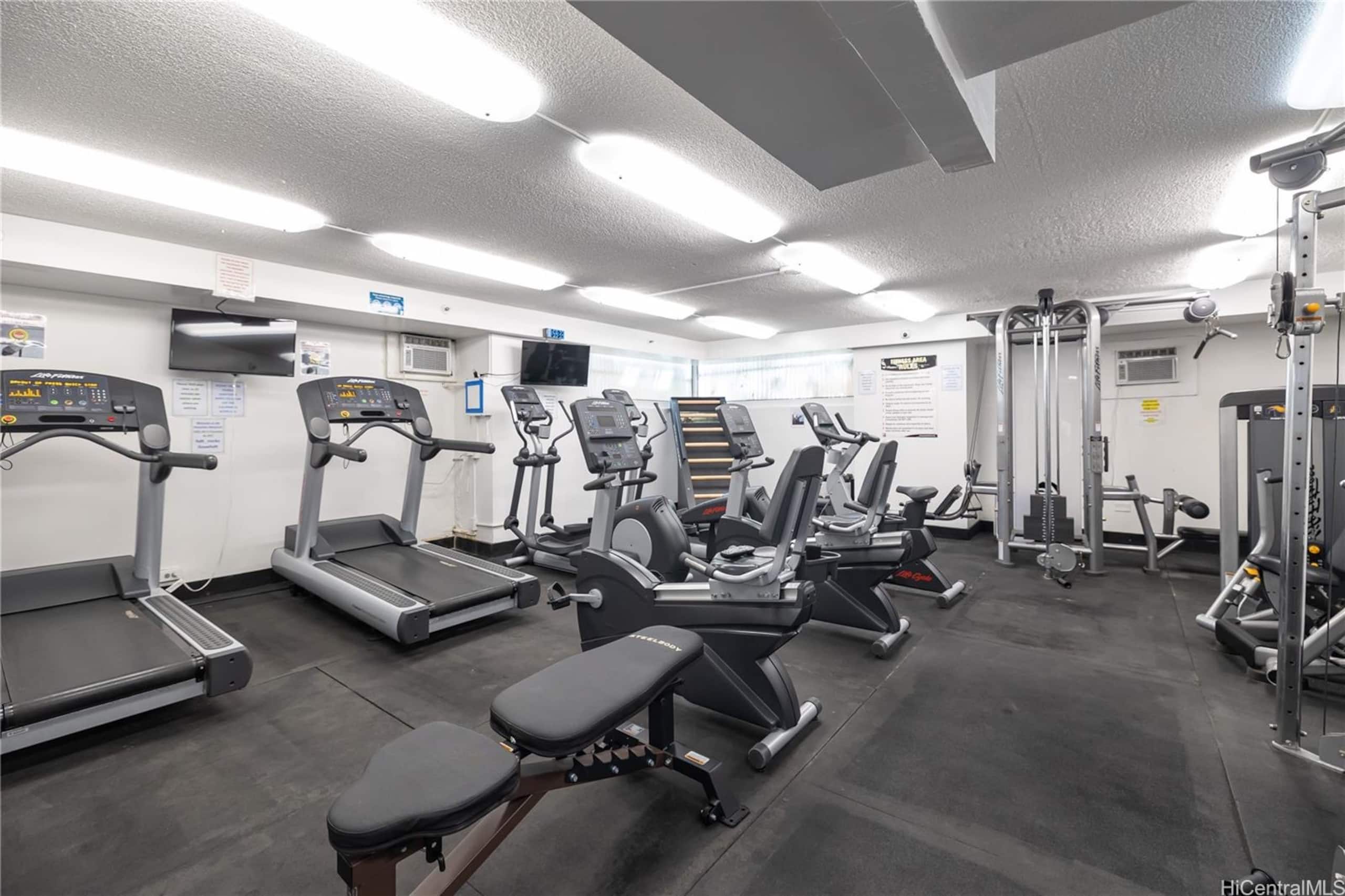 Entire newly renovated ocean view unit 38FL 2B2B - Image 67