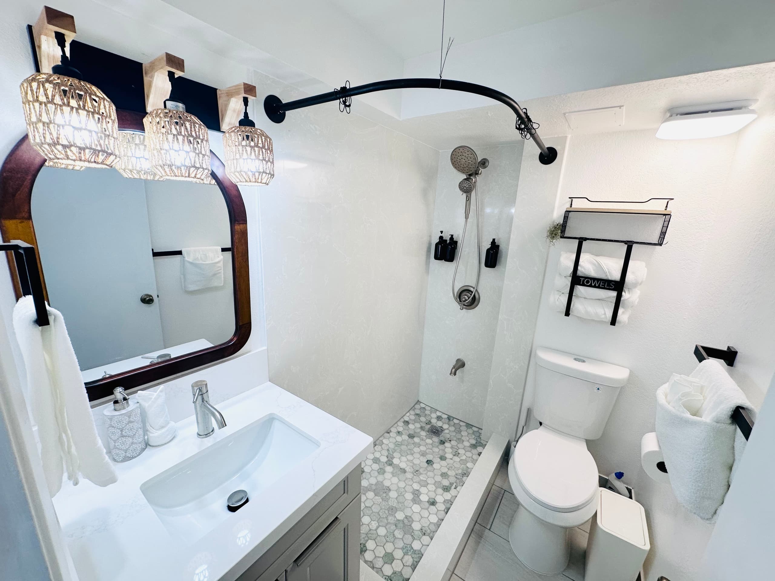 Entire newly renovated ocean view unit 38FL 2B2B - Image 41