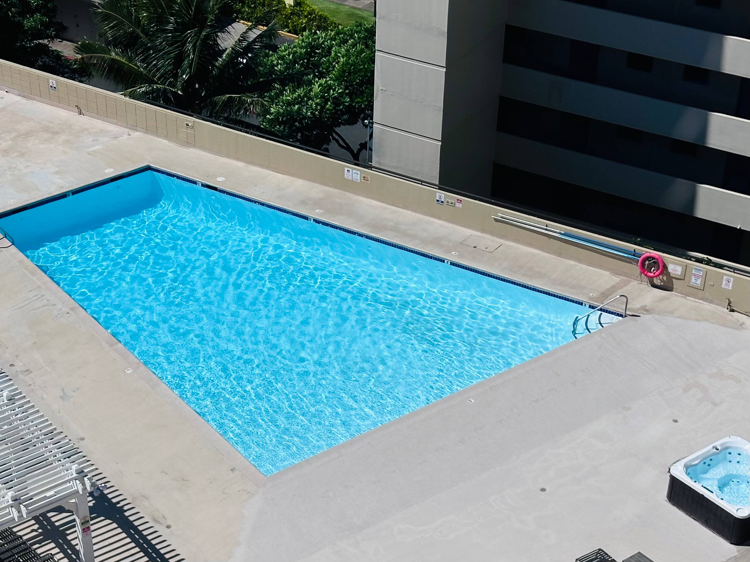 Condo in Honolulu · ★5.0 · 1 bedroom · 2 beds · 1 private bath - Image 30