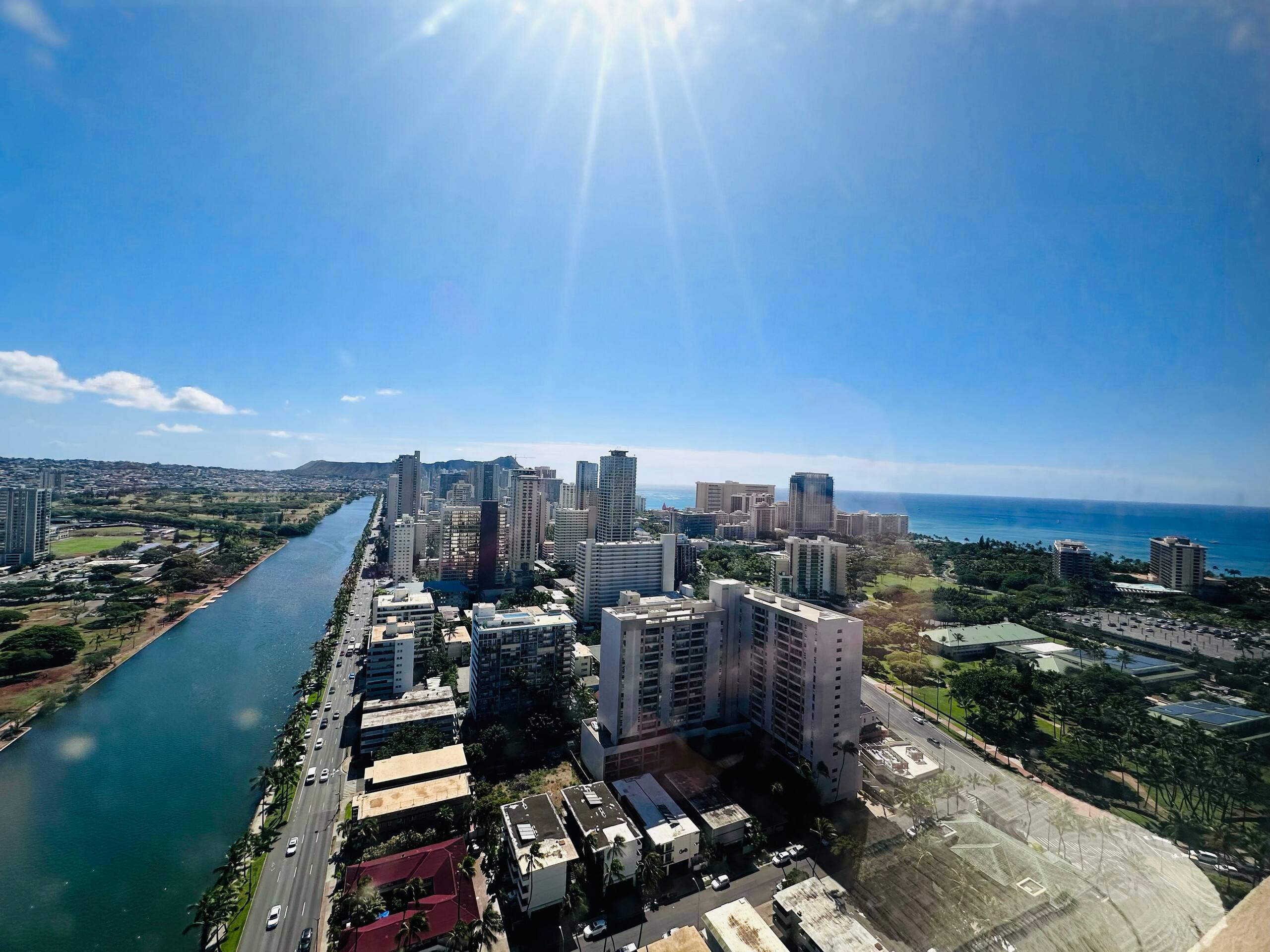 Condo in Honolulu · ★5.0 · 1 bedroom · 2 beds · 1 private bath - Image 31