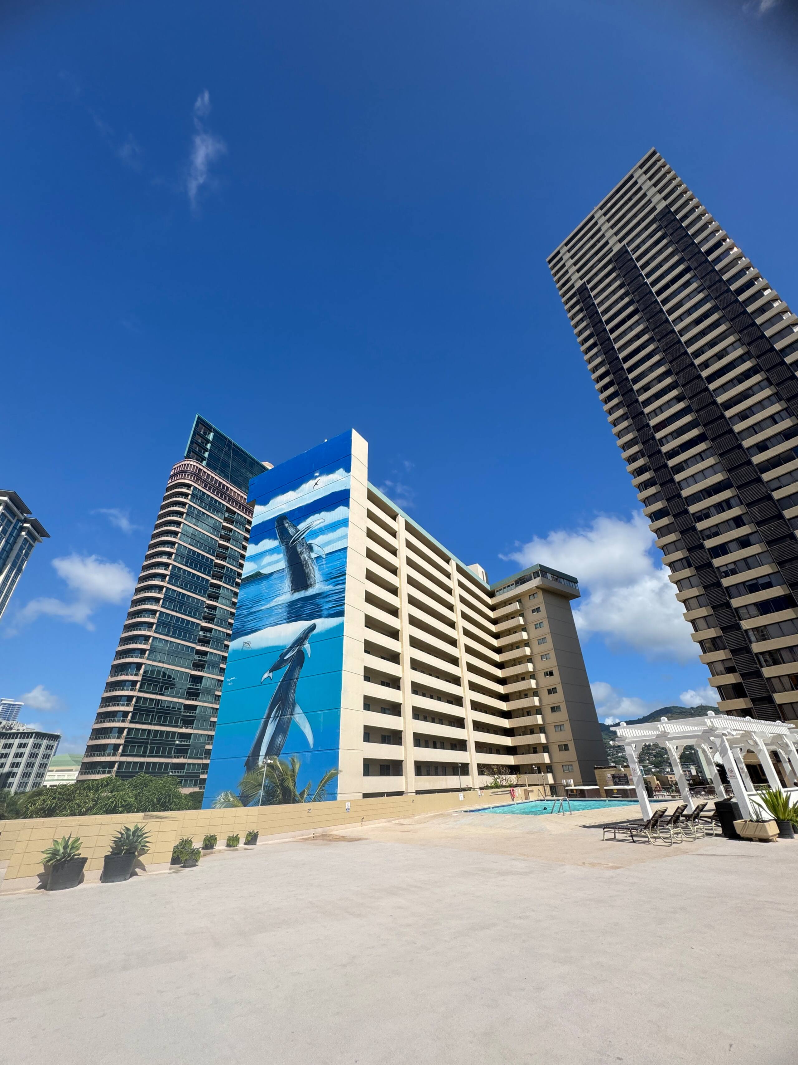Condo in Honolulu · ★5.0 · 1 bedroom · 2 beds · 1 private bath - Image 35