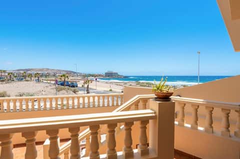 Beach House with Sea Views · 3 Bedrooms