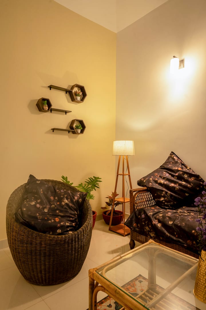 Living room image 5