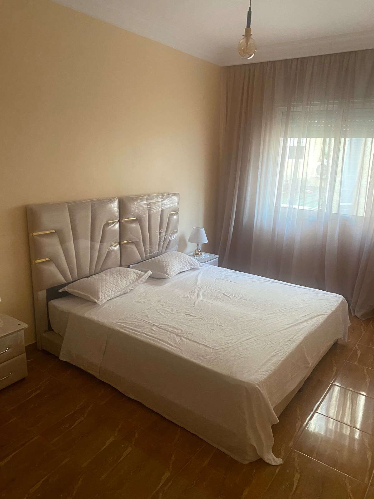 Rental unit in Casablanca  483  3 bedrooms  6 beds  1 shared bath - image 5