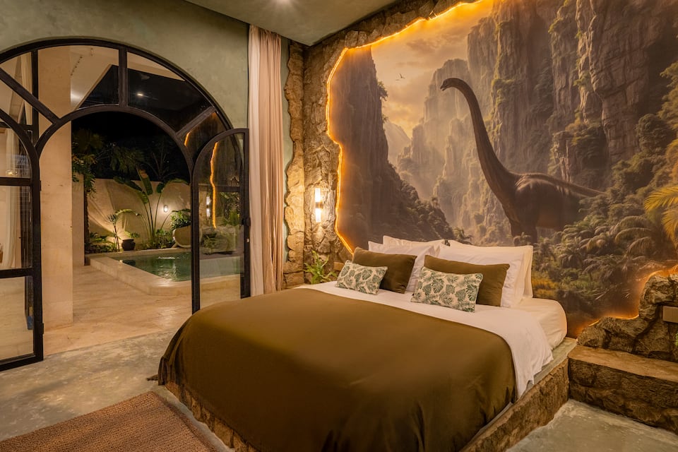 A dinosaur-themed villa in Pererenan, Pererenan, Bali, Indonesia, photo 8 of 10