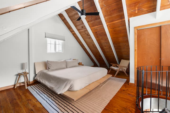 Loft with king bed
