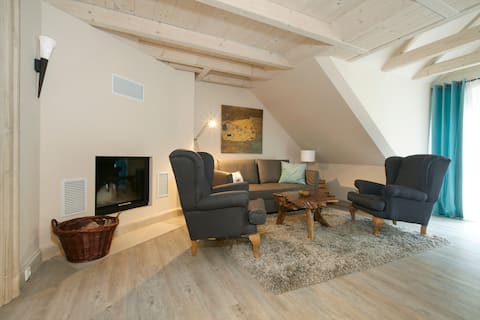 Top Airbnb: Beach apartment superior upper floor for 8 people in Ückeritz