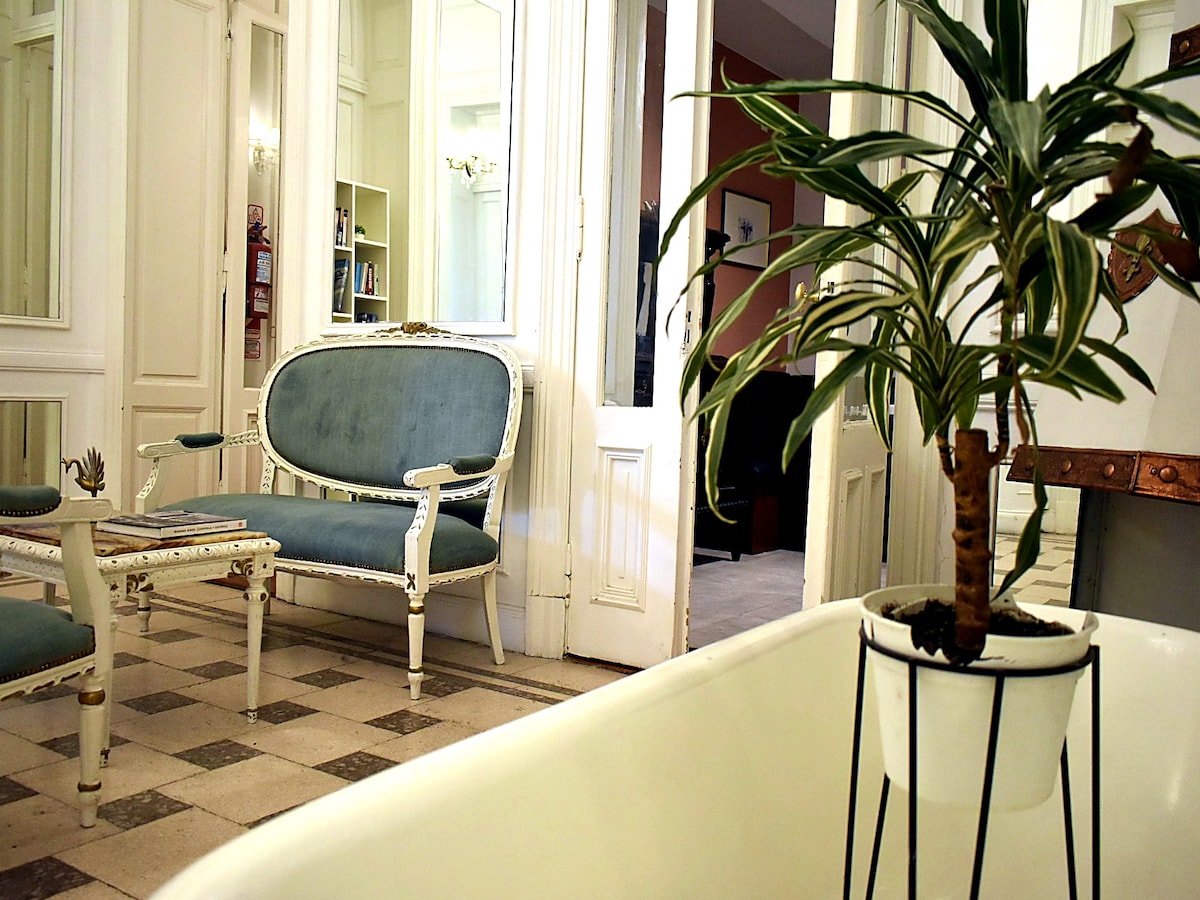 Quarto em hotel em San Nicolás, com ar-condicionado e Wi-Fi