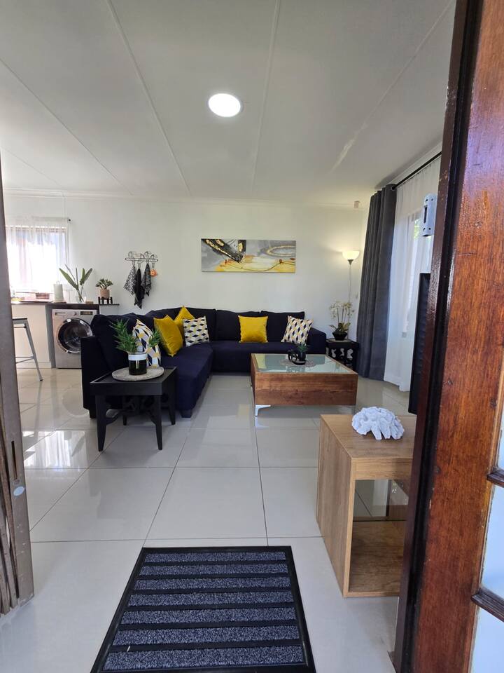 Palm Beach Guesthouse | Private | Pool | Umhlanga - Umhlanga