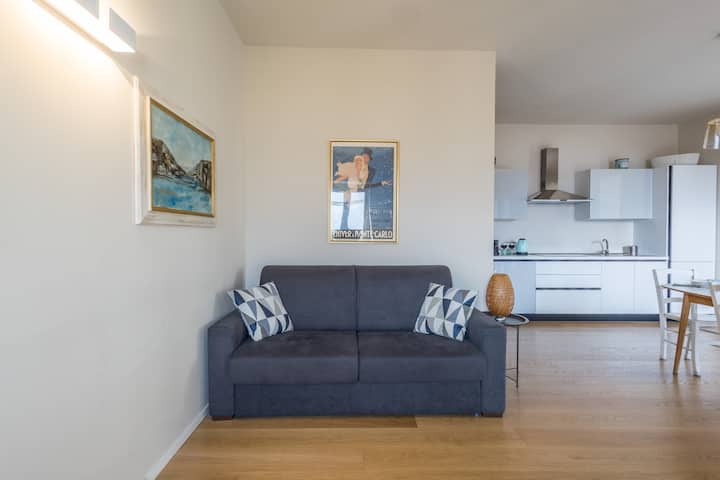 Ulivo, Super Classy Flat, Terrace With Lake View - Lovere