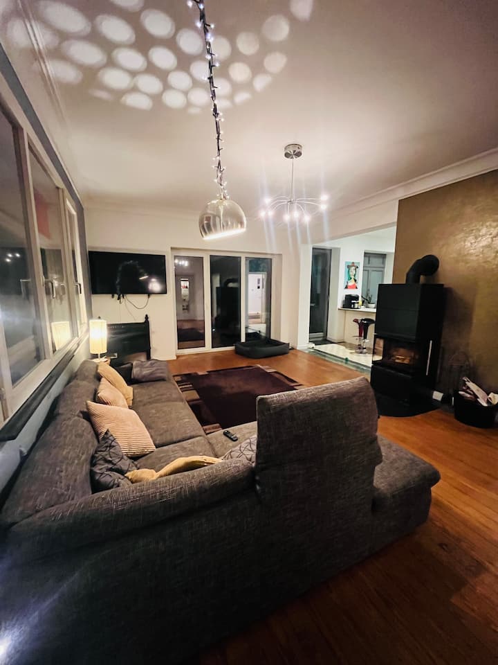 Luxus Villa Für Bis Zu 14 Personen Auf Drei Ebenen - Syke