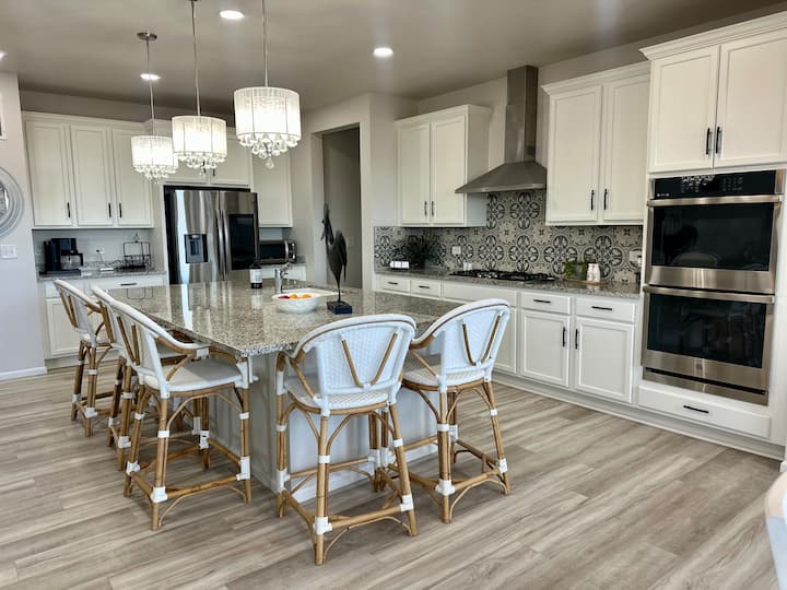 Stylish Family Home By Rhyolite Park, Castle Rock - Castle Rock, CO