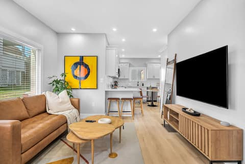 Top performing Airbnb: Modern Place | Downtown | Airport | City | Encore in Everett